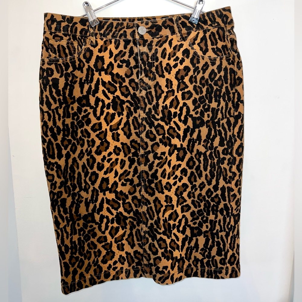 Be Girl Women’s Cheetah Print Skirt Size Large